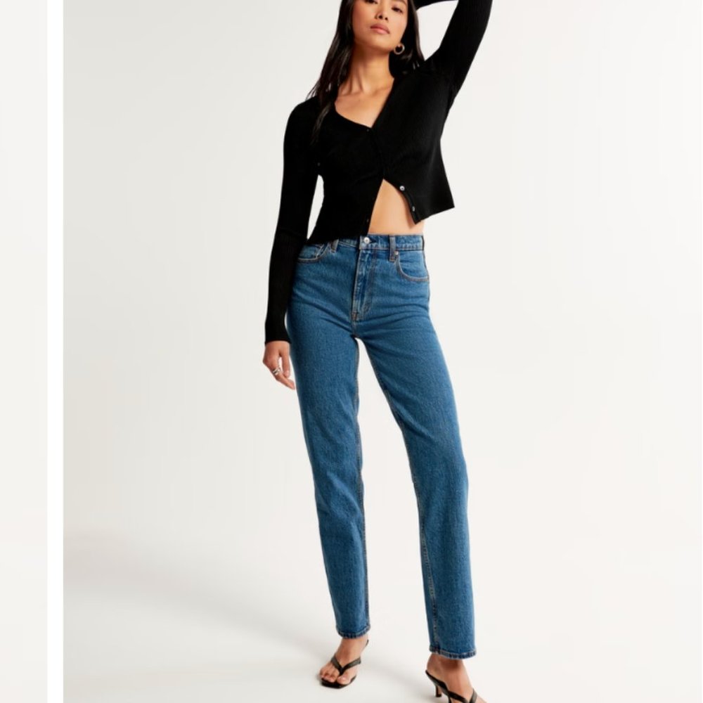Abercrombie & Fitch Women's Straight Leg Jeans - Medium Blue